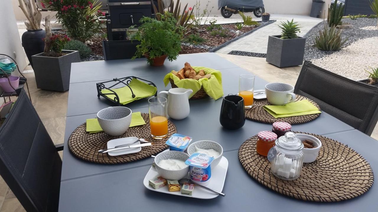 Bed and Breakfast Jardin Zen Ла-Лонд-ле-Мор Экстерьер фото